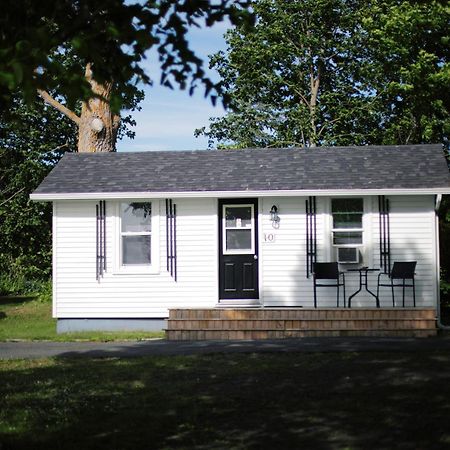 Carleton Inn & Cottages Bridgetown Extérieur photo