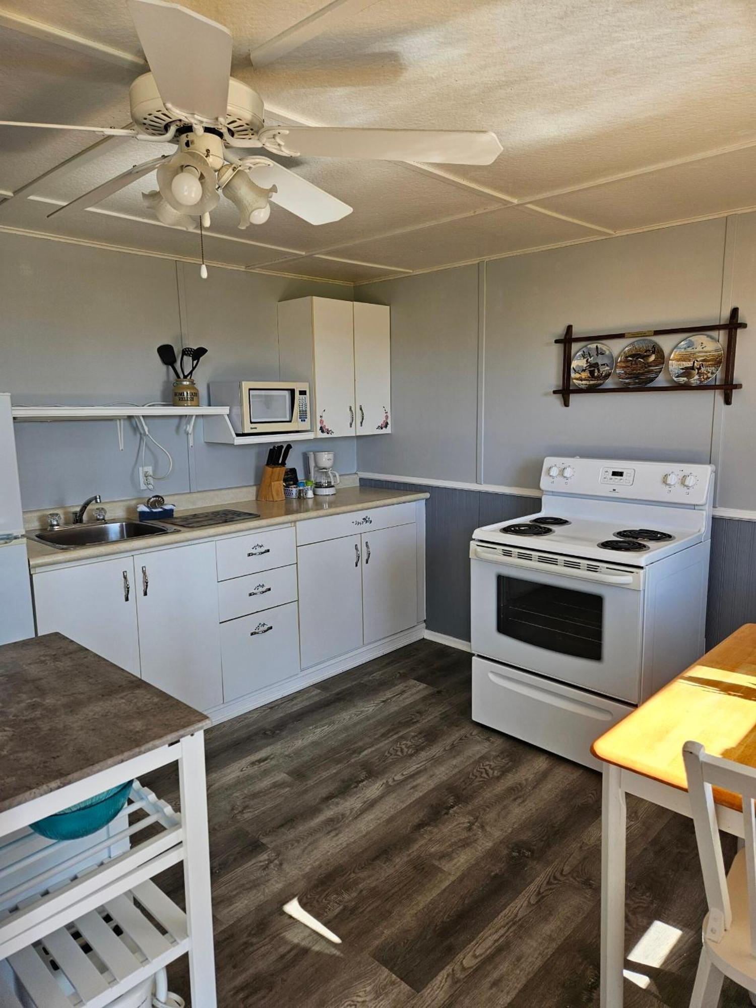 Carleton Inn & Cottages Bridgetown Extérieur photo