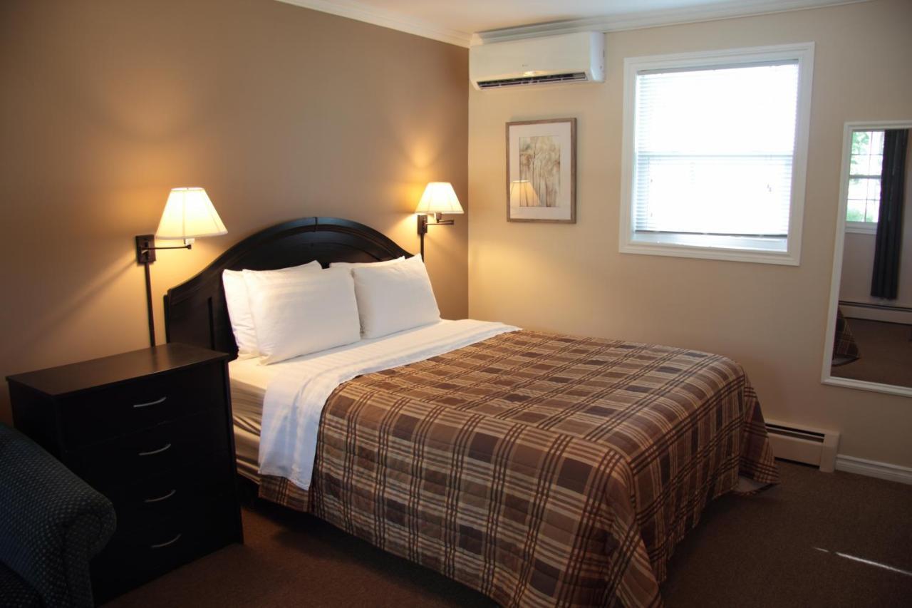Carleton Inn & Cottages Bridgetown Extérieur photo