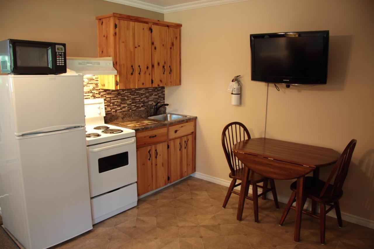 Carleton Inn & Cottages Bridgetown Extérieur photo
